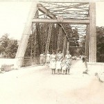 Мост в с.Джубга через одноименную речку на шоссе Новороссийск-Сухум, построенный в начале 20 века. 