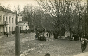 demonstraciya_na_blone-vesna_1917_smolensk-museum_news_1755_01